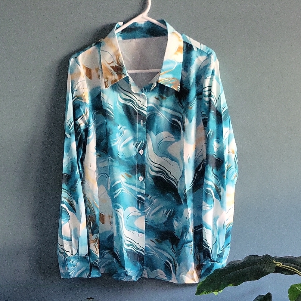 Women's Blue Patterned Shirt